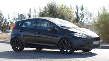 Ford Fiesta test mule spy photo