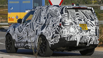 2017 Land Rover Discovery spy photo