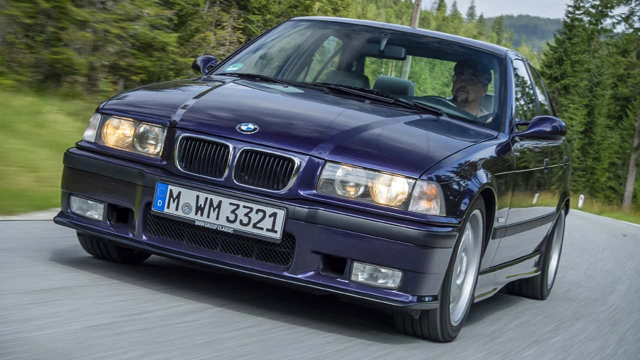 BMW M3 berlina (E36): 32 años de historia y sigue seduciendo