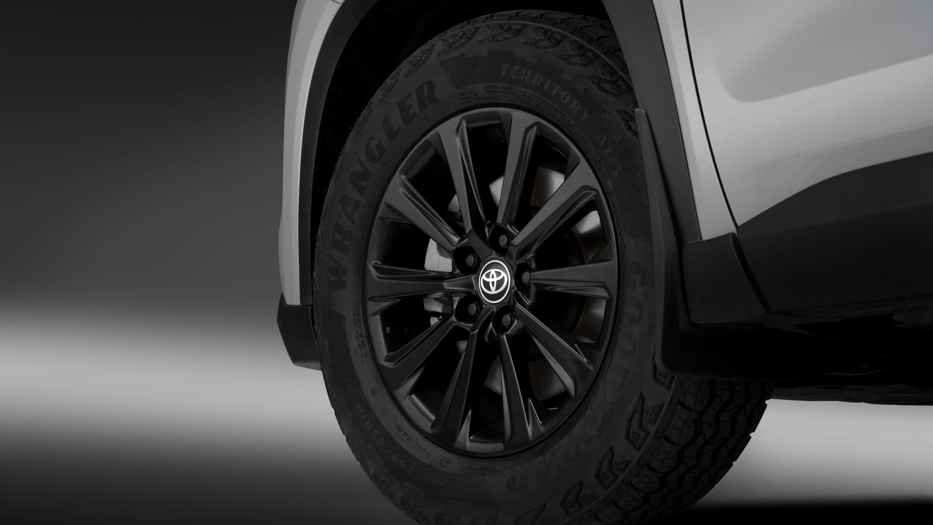 Колесо Toyota Grand Highlander Woodland с всесезонной AT-резиной