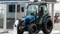 Landini a Vinitaly 2026: quando il trattore va in fiera con il vino