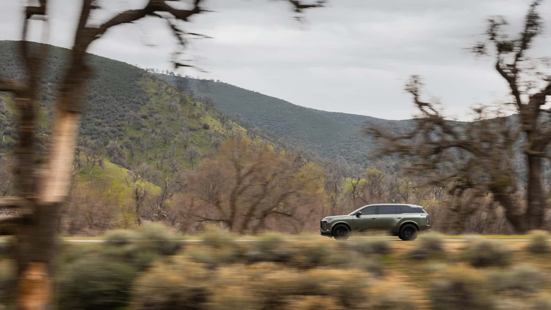 https://cdn.motor1.com/images/mgl/8A34rW/s1/2027-lexus-tz.jpg