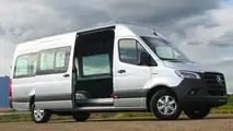 Mercedes-Benz eSprinter 420 Furgão Vidrado