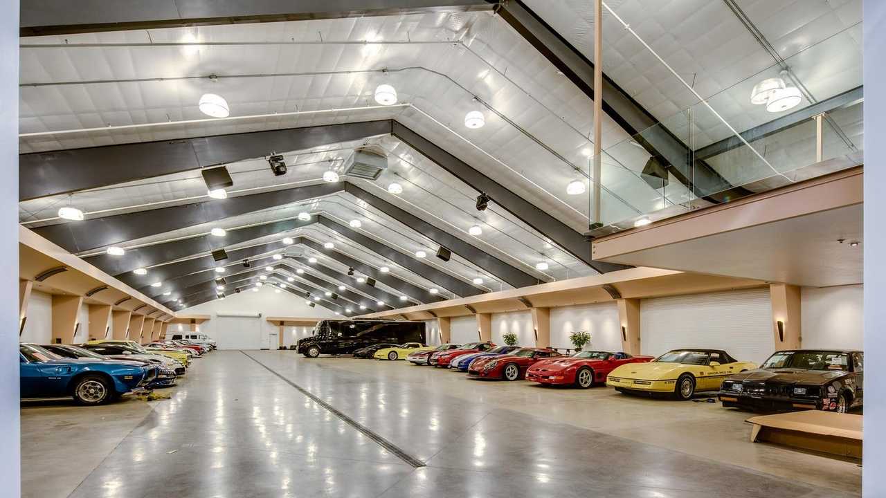 20 Million Colorado Mansion has a Huge 100Car Garage