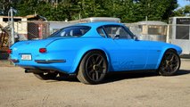 1965 Volvo P1800 Cyan Exterior Rear Quarter