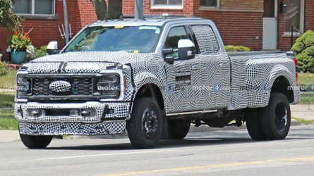 2024 Ford Super Duty King Ranch Casus Fotoğrafları