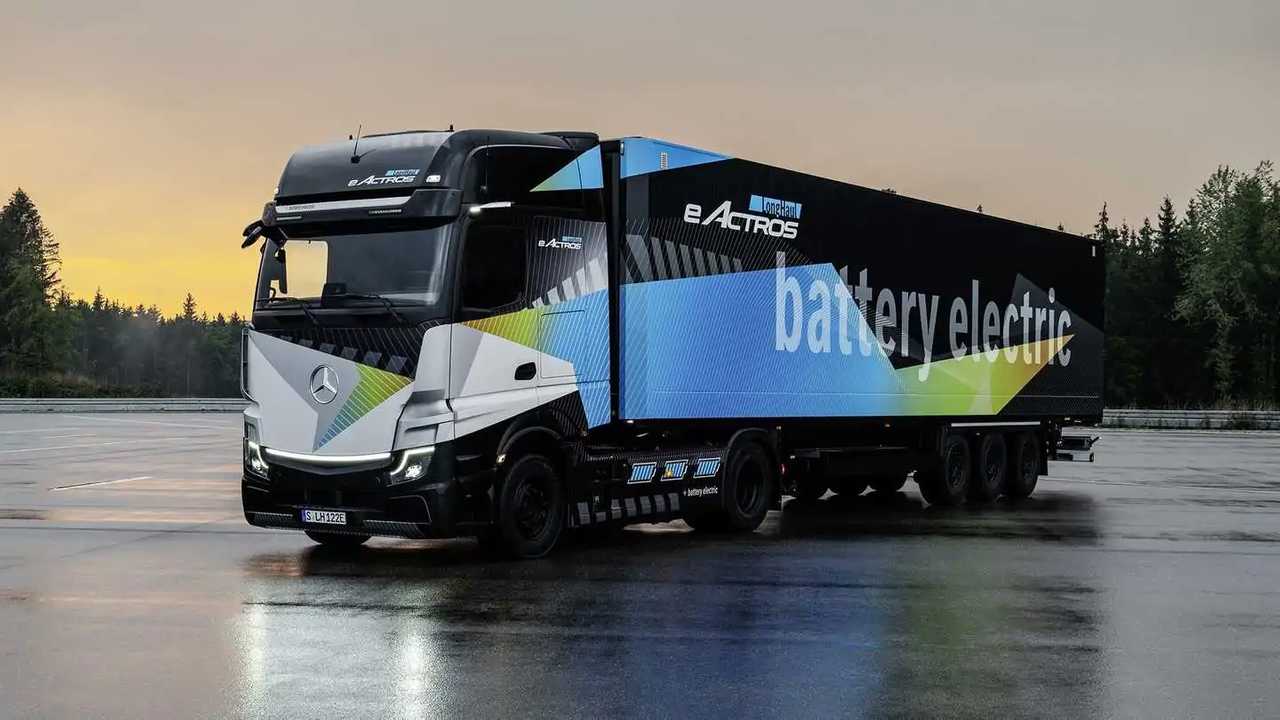 Mercedes eActros LongHaul
