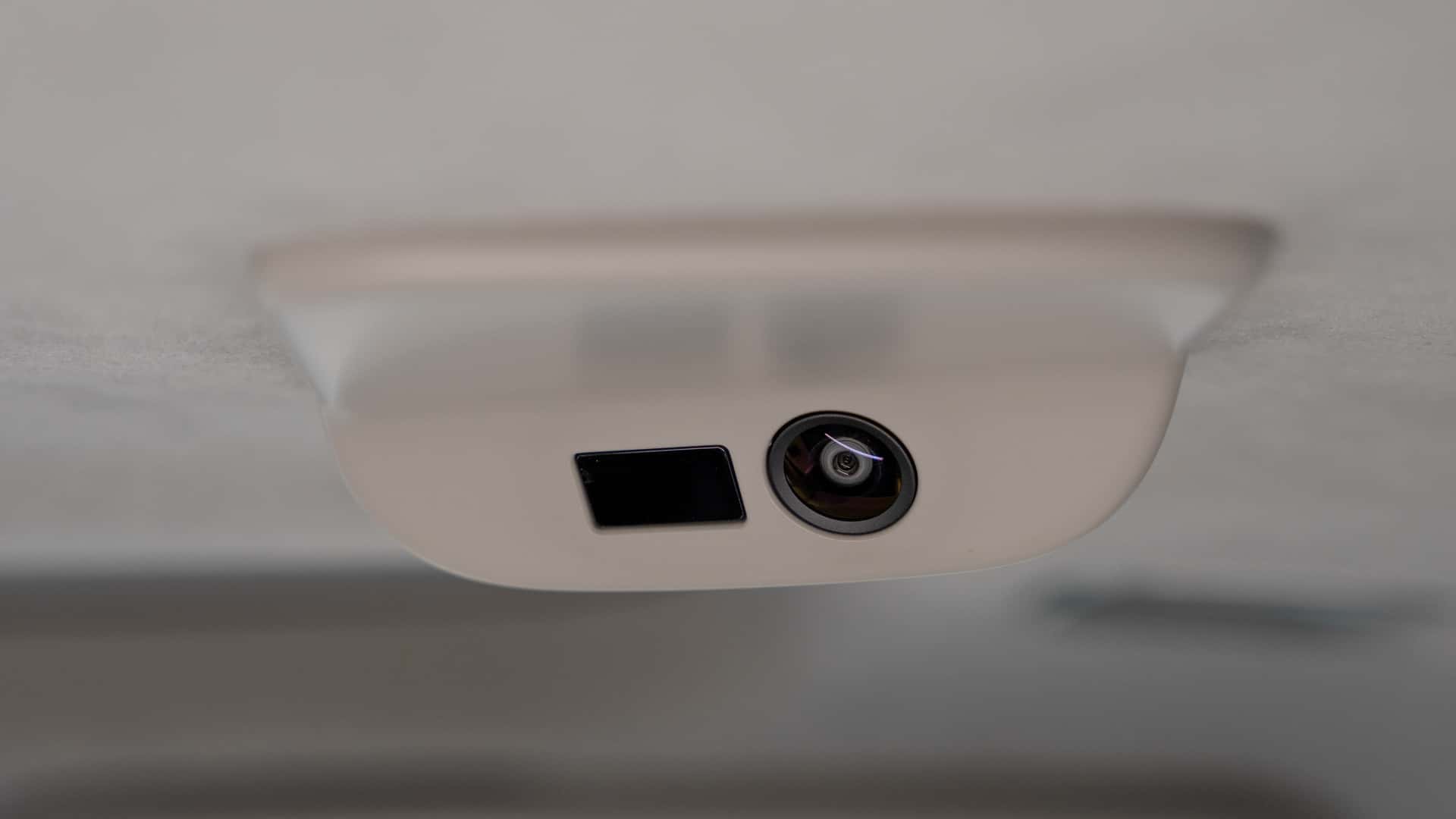 320152_volvo_em90.jpg