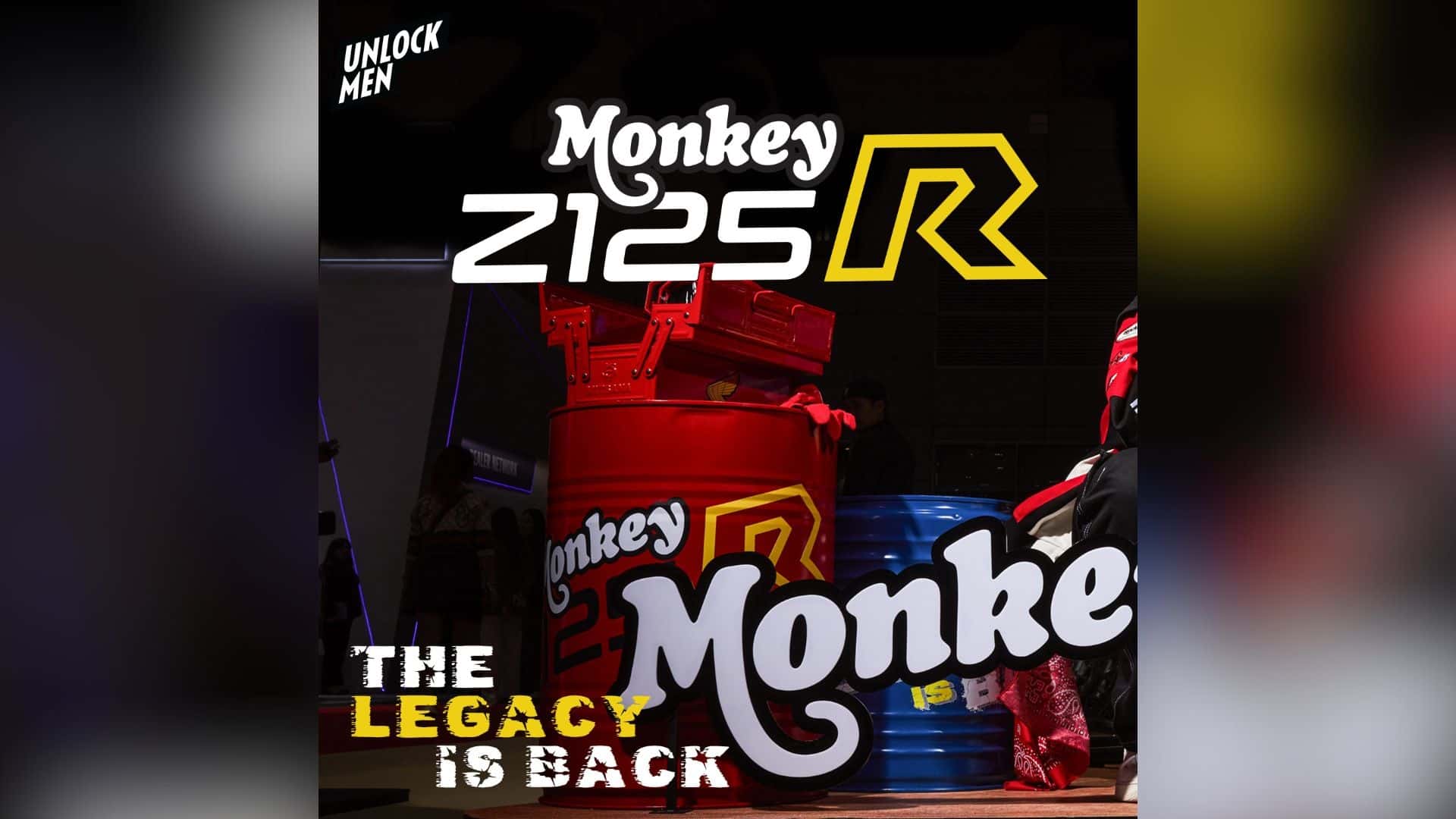 HONDAサービスマニュアル　Monkey/MonkeyLimited This Honda Monkey Comes With a Matching Helmet, You Must See It