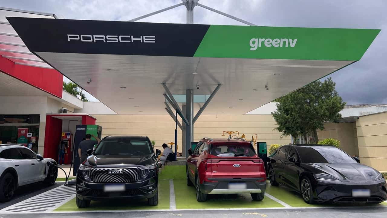 Eletroposto Porsche-GreenV em Miracatu (SP)