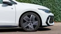 Volkswagen Golf Variant 1.5 eTSI R Line