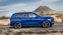 2023 BMW X7 M60i