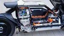 Essai BMW CE-04