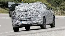 Foto spia posteriore della Peugeot 3008 2024