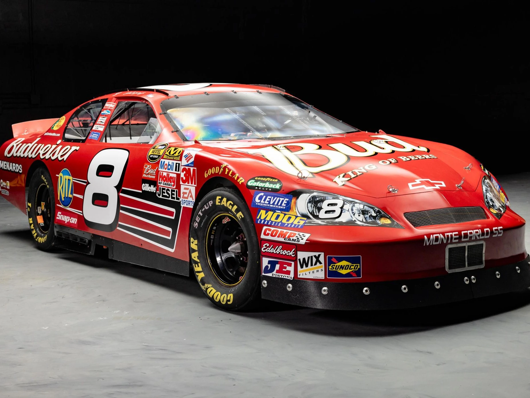 NASCAR  #19 DALE EARNHARDT  超希少 NASCAR team says auctioned Dale Earnhardt cars not what they