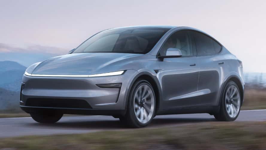 La Tesla Model Y diventa anche a 6 posti