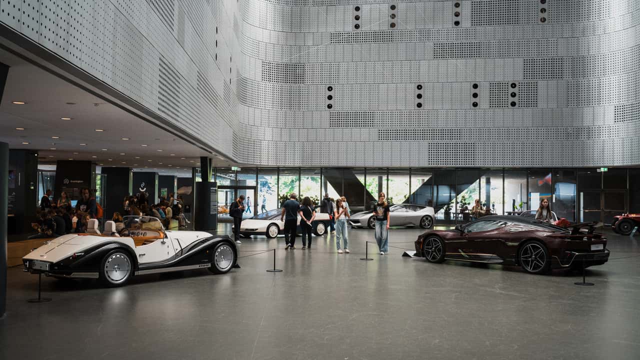 Non solo auto, Pininfarina festeggia 95 anni con un libro e un film