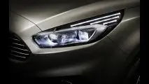 Nuova Ford S-MAX