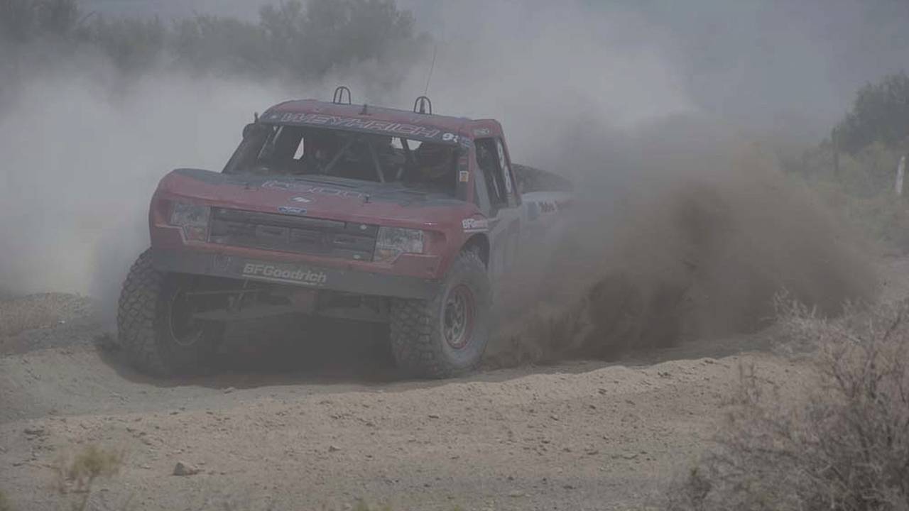 TSCO’s Weyrich racing family has been on a tear lately. This truck was on rails at Vegas to Reno, and ended up finishing near the top to cap off a successful weekend for this family-oriented race team.