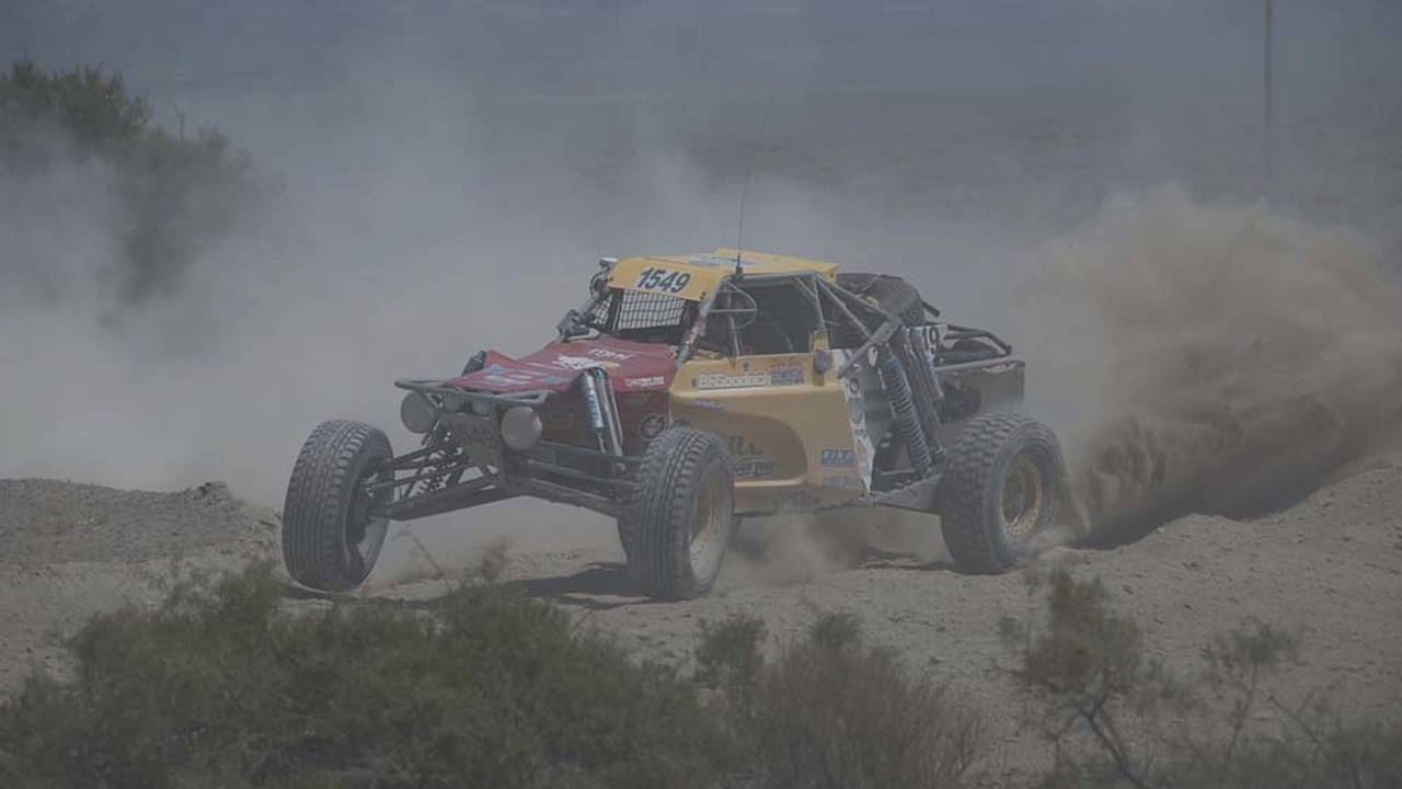 The single seat buggy of Sam Berri is always fun to watch! Sam is a fantastic driver, and his buggy is always on rails at these races.