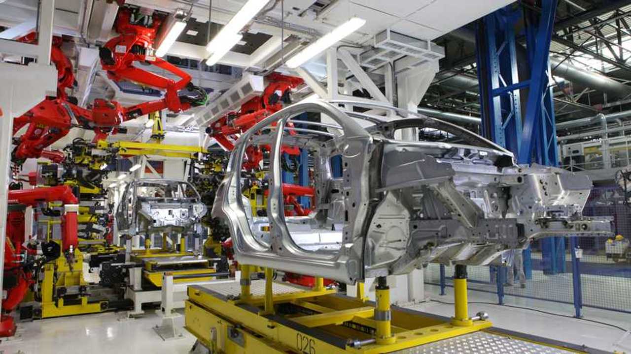 Auto elettriche, nel 2030 l'e-Mobility in Italia varrà 100 miliardi di euro