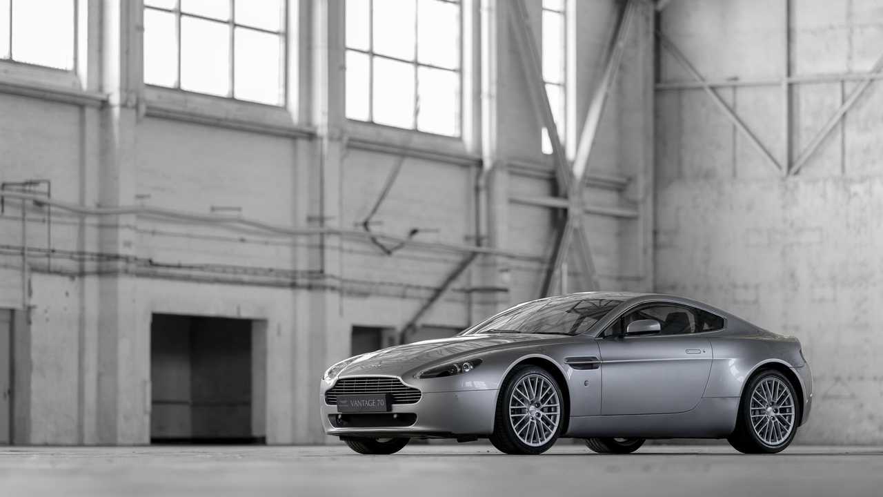 V8 Vantage (2005-2017)