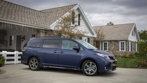Best Minivan: Toyota Sienna