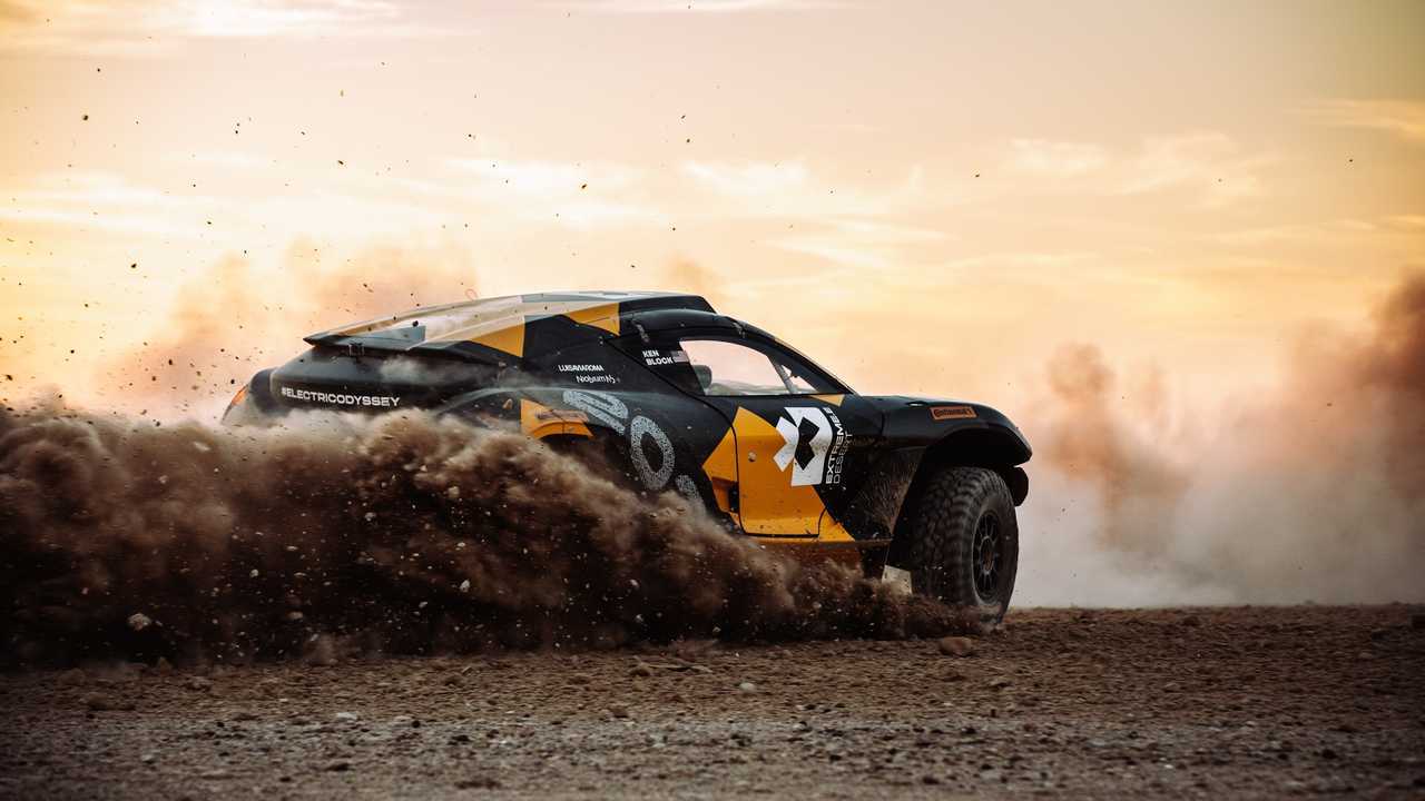 Extreme E, i test di Ken Block alla Dakar