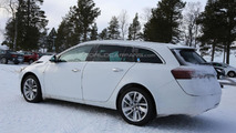 2016 Opel Insignia mule spy photo