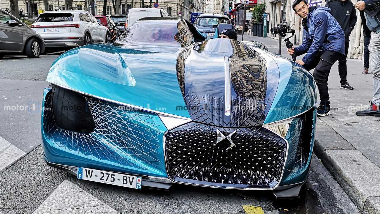 DS X E-Tense à Paris