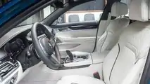 BMW M760Li xDrive Atlantis Blue