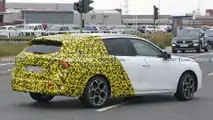 Opel Astra Sports Tourer (2022) fast ungetarnt