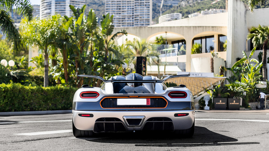 Koenigsegg One:1: Caught on the street