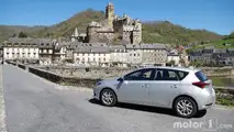 Essai Toyota Auros Hybrid