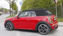 Mini Convertible facelift spy photo