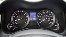 2016 Infiniti Q70: Review