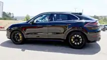 2020 Porsche Cayenne Coupe Spy Photo