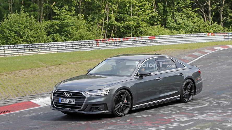 Nuova Audi S8, le foto spia al Nurburgring