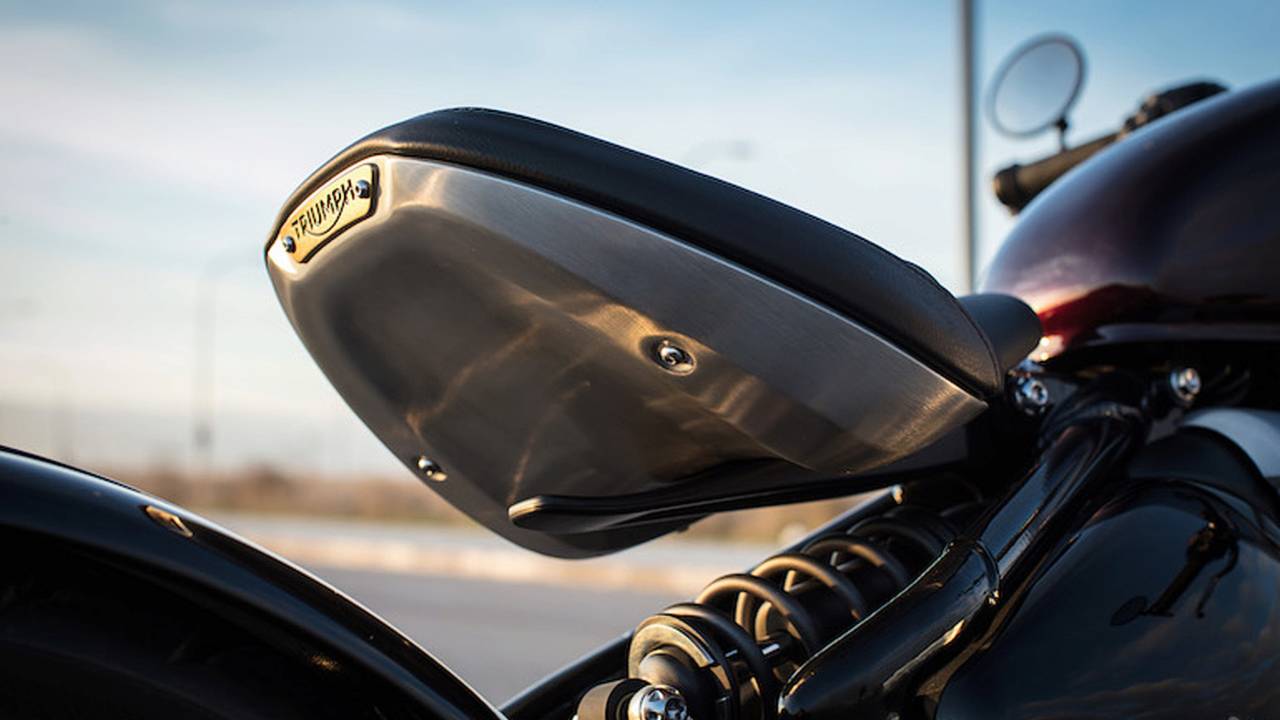 2017 Triumph Bonneville Bobber – First Ride
