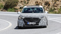 Buick LaCrosse Facelift Spy Photos