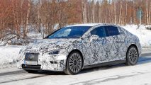 Mercedes-Benz EQE Yeni Casus Fotoğrafları