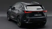 Nuova Lexus NX, le foto rubate