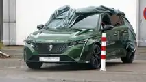 Nuova Peugeot 308 foto spia