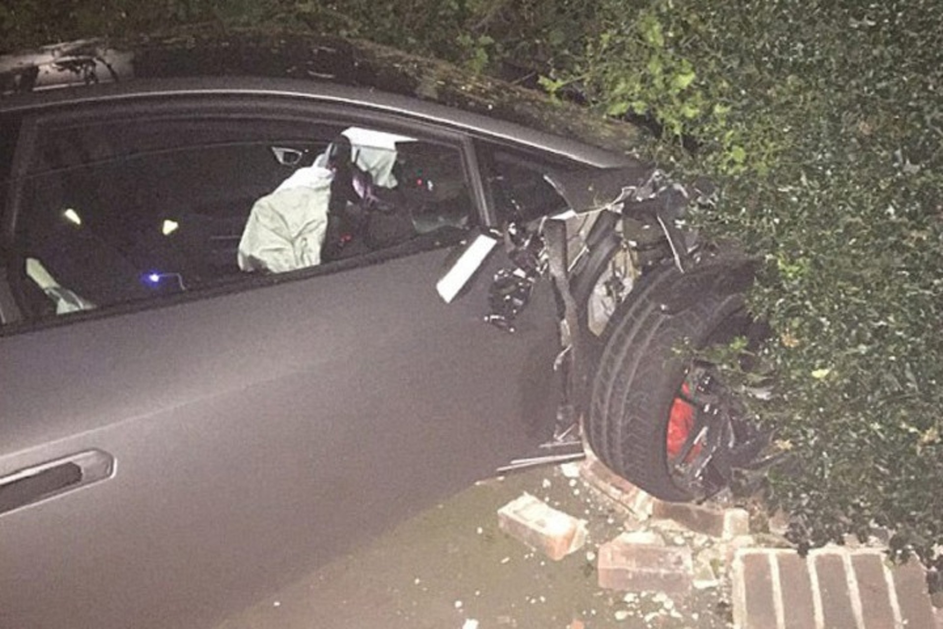 Soccer Star Diafra Sakho Crashed His Very Expensive Lamborghini