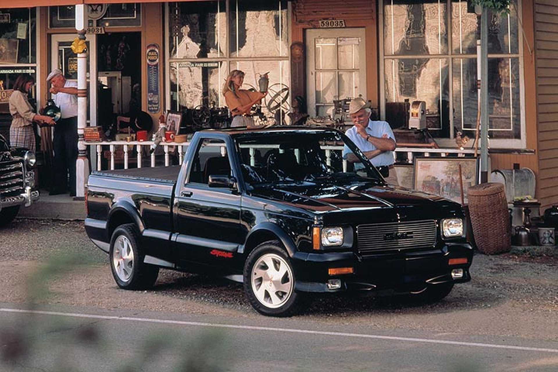 These 7 Super Pickup Trucks are American Icons