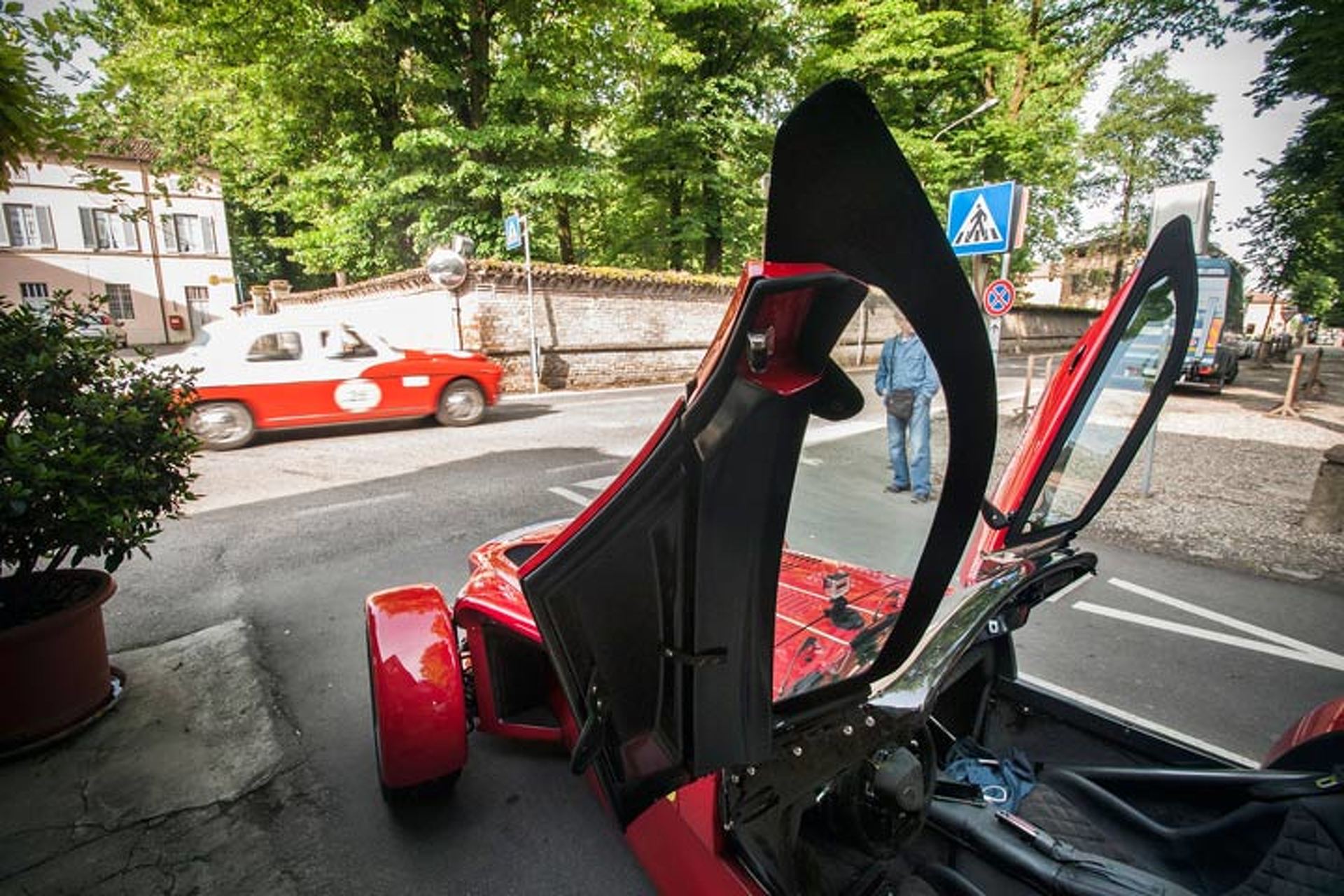 Hardcore Donkervoort D8 Gets a Softer 310HP Special Edition