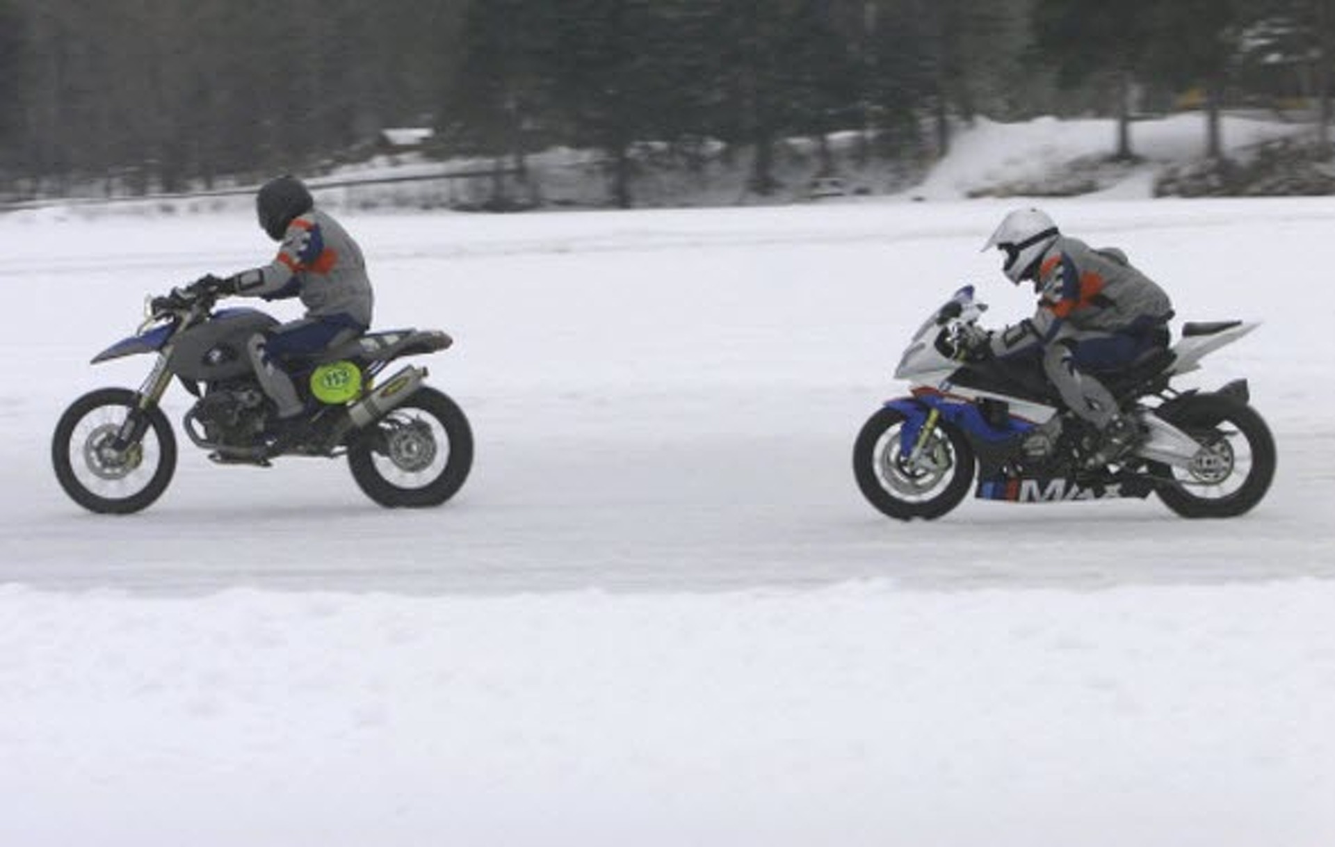 MAX BMW Runs 107 MPH on the Ice