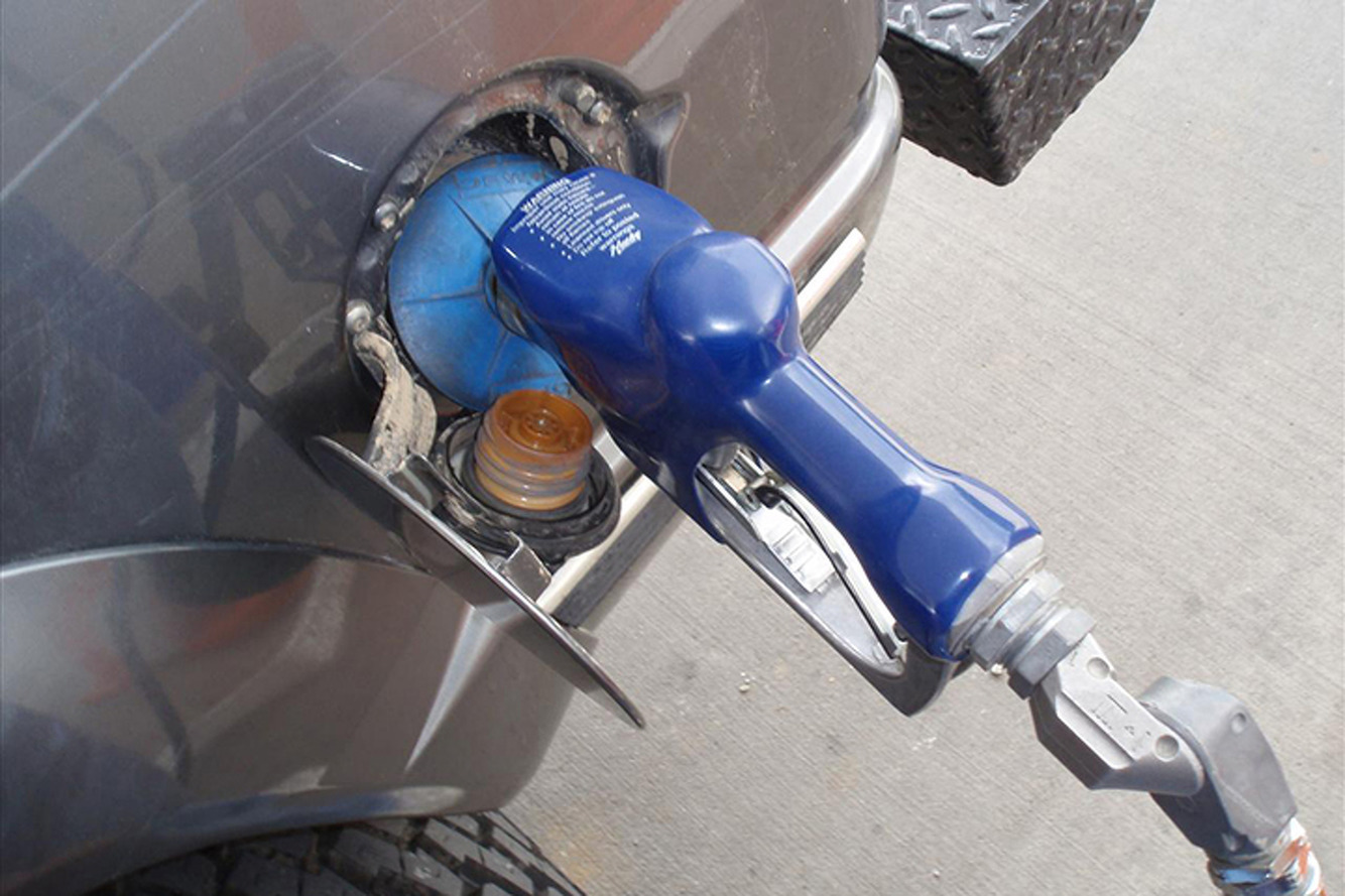 Beware Gas Pump Rip-offs Over Labor Day Weekend