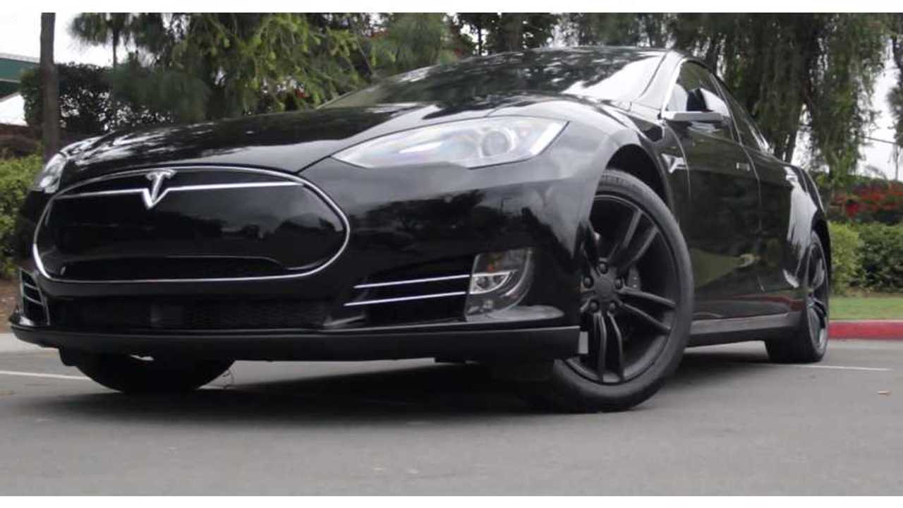 This Family Is Thankful For Its Tesla Model S On Thanksgiving