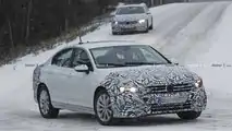 Volkswagen Passat 2019, le foto spia del restyling